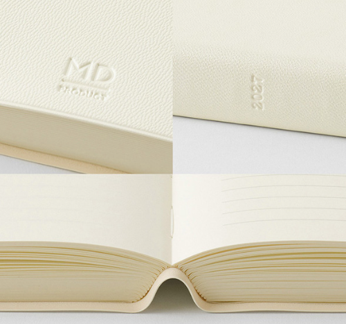 Midori Diary 2027 MD Notebook: One Page a Day